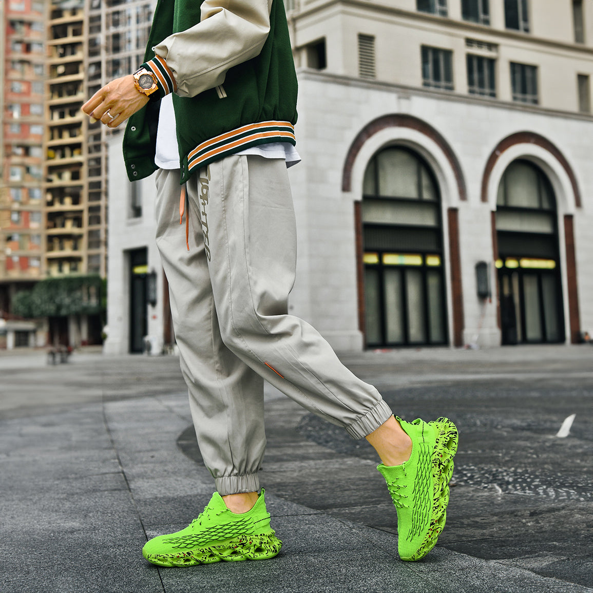 Luxury Casual Breathable Fashionable Running Sneakers For Men