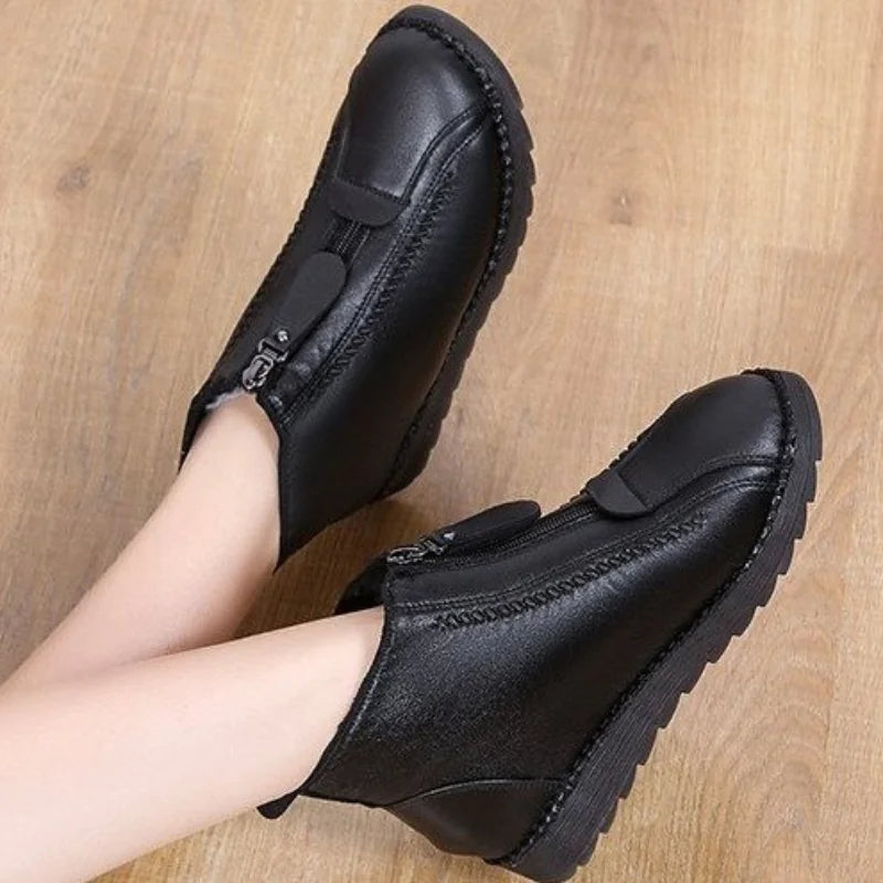 Winter Women's Ankle Boots – Warm Flat Non-Slip Mother’s Boots with Zipper - Comfortable Plush Lining