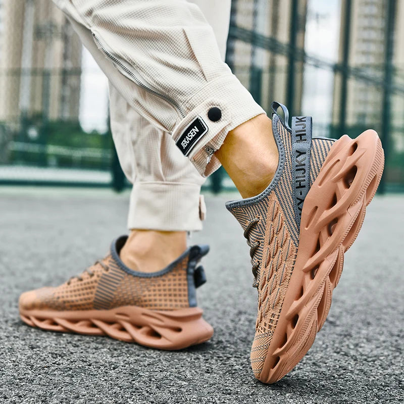 Luxury Casual Breathable Fashionable Running Sneakers For Men