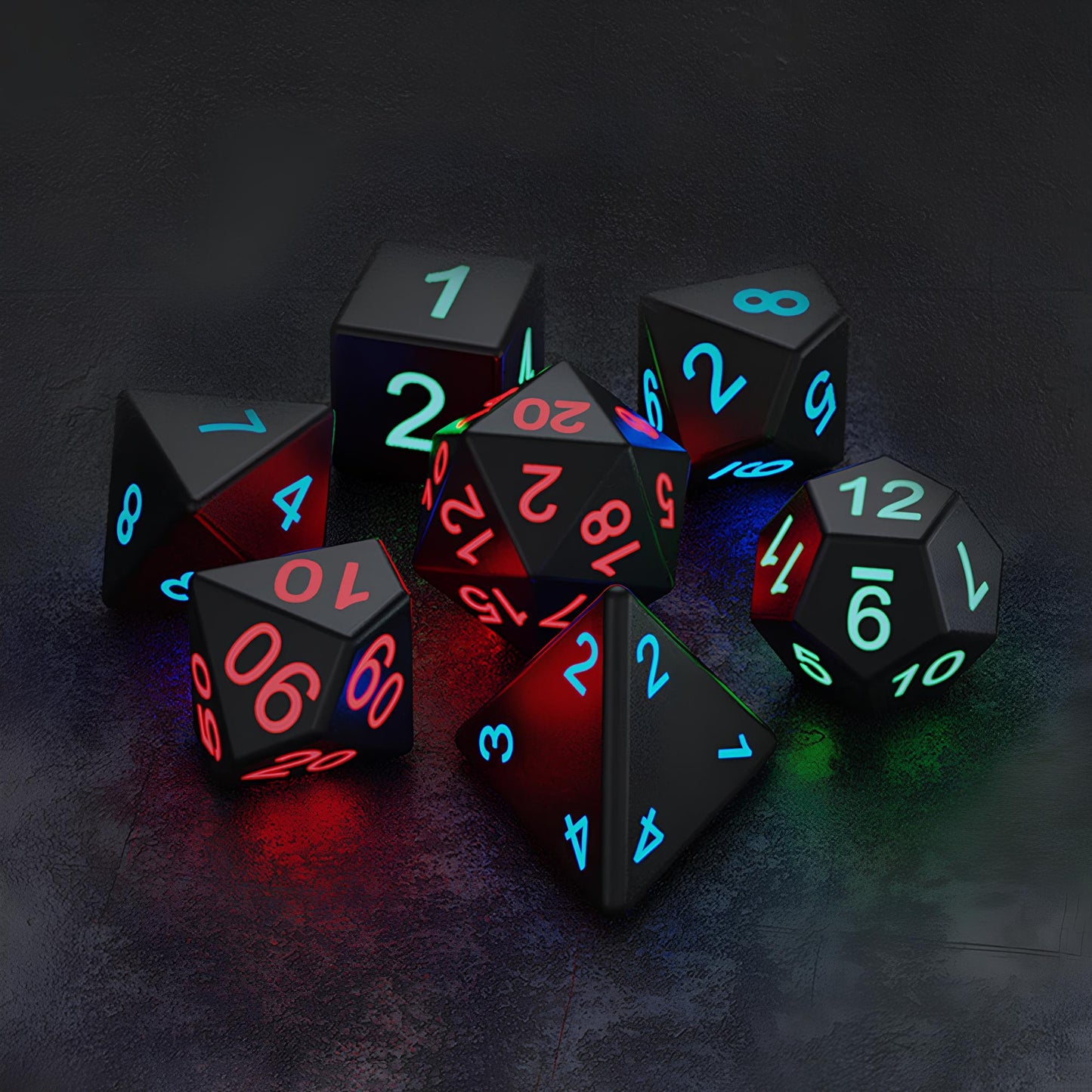 Set of Luminous and Rechargeable DND Dice and Charger Case